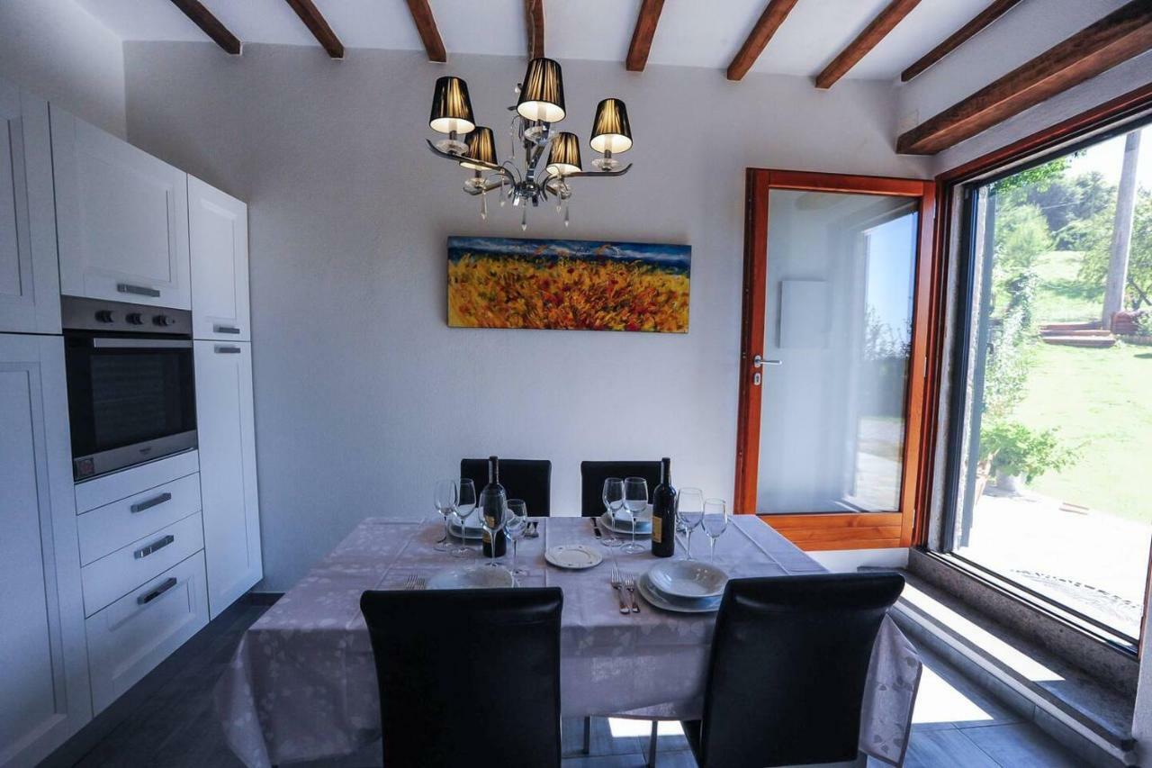 La Finestra Sul Castello Apartment Арчидосо Екстериор снимка