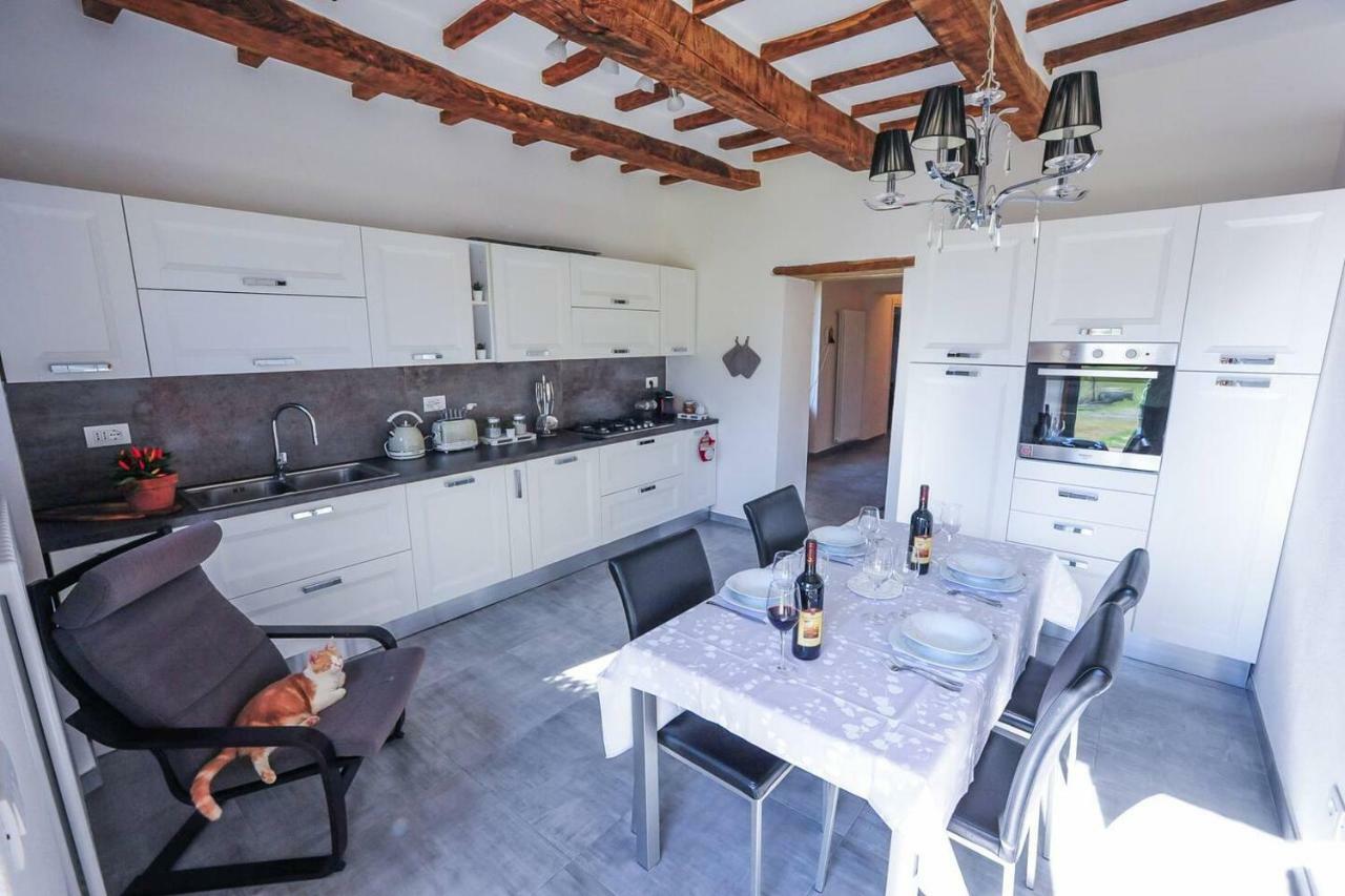 La Finestra Sul Castello Apartment Арчидосо Екстериор снимка