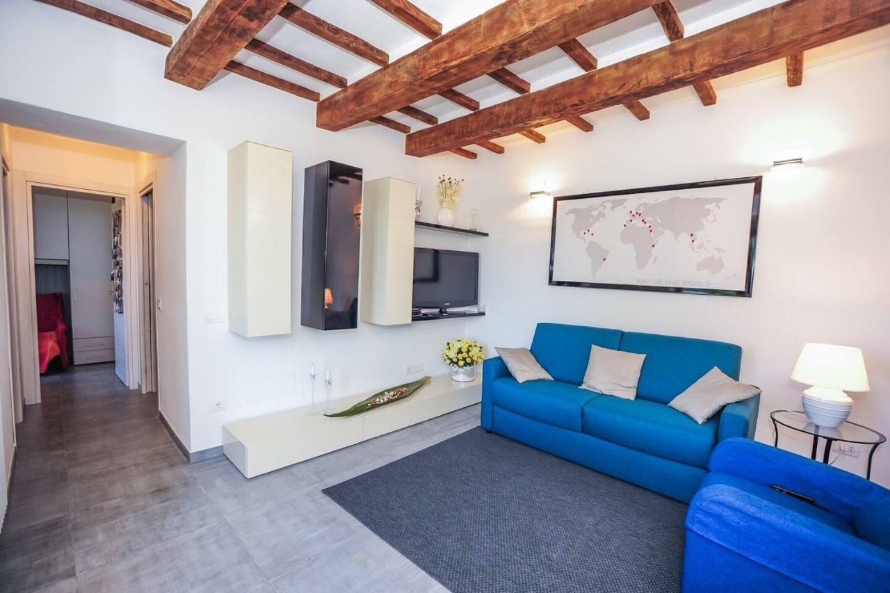 La Finestra Sul Castello Apartment Арчидосо Екстериор снимка