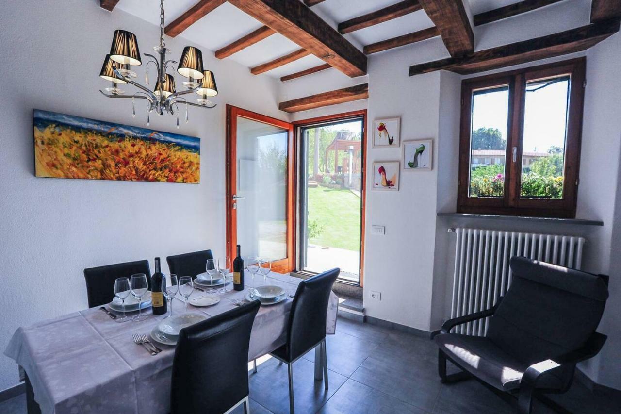 La Finestra Sul Castello Apartment Арчидосо Екстериор снимка
